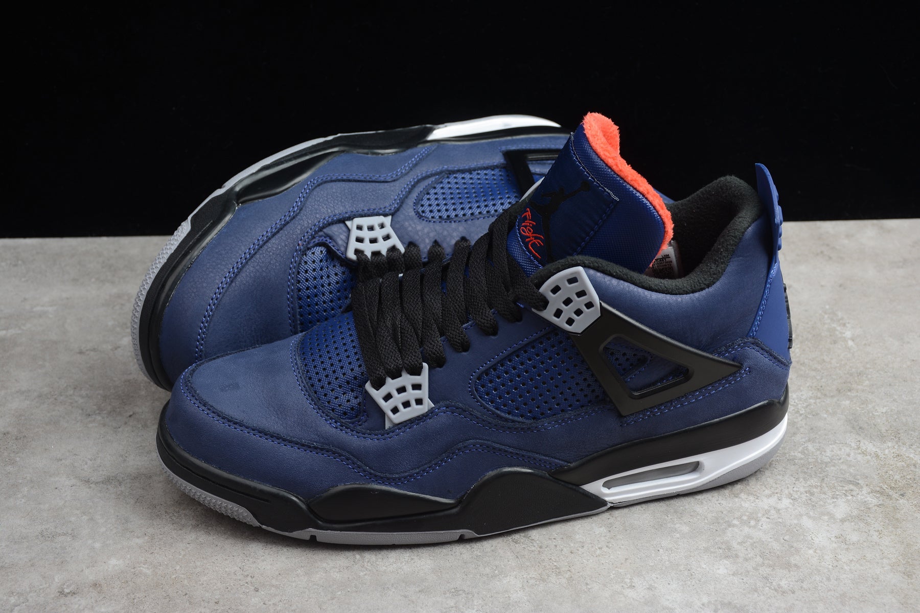 Air Jordan 4 – Azul Oscuro
