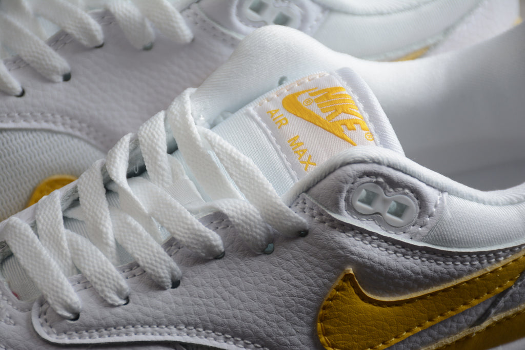 Air Max 1 – Blanco / Amarillo