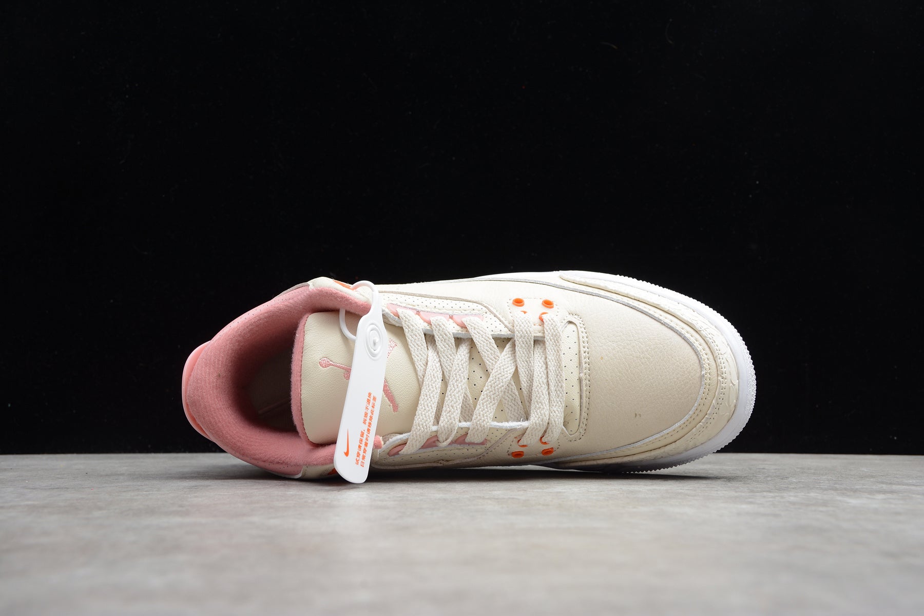 Air Jordan 3 – Rosa
