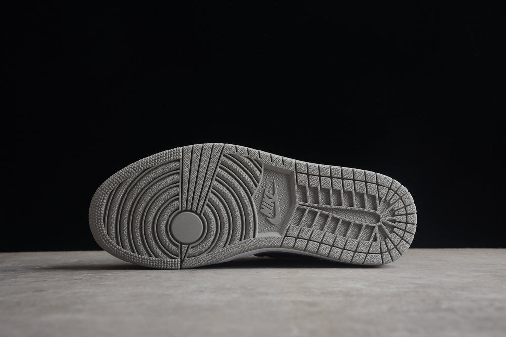 Jordan 1 Low – Gris / Azul / Blanco
