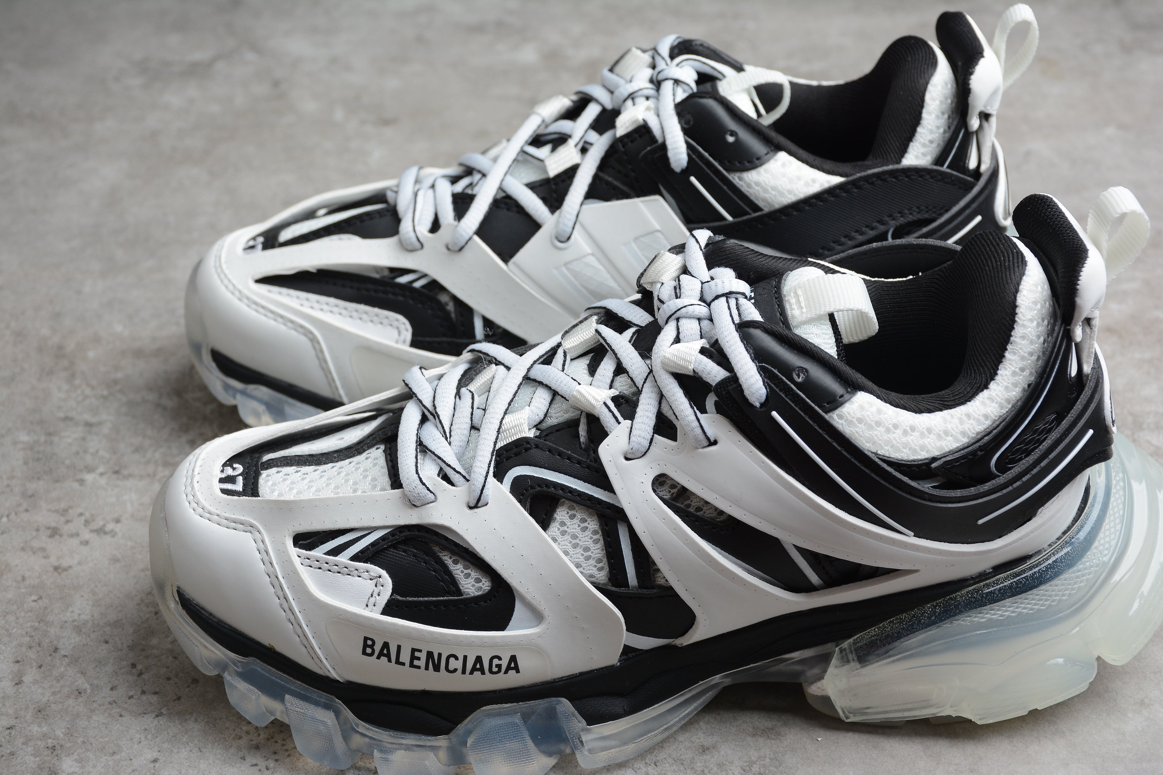 Balenciaga Track – Blanco / Negro