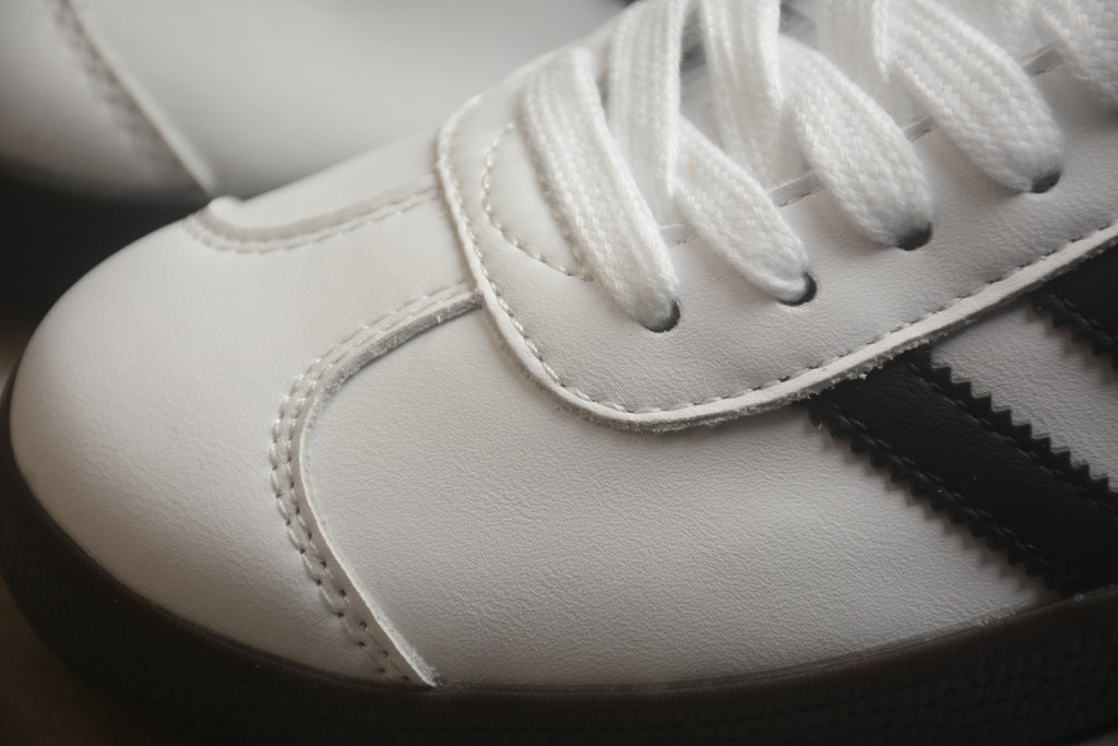 Adidas Gazelle – Blanco / Negro