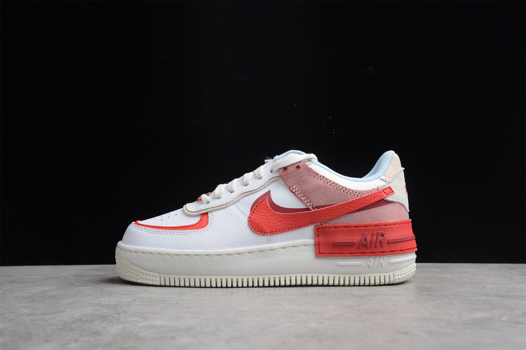 Air Force 1 Shadow – Blanco / Rojo / Rosa
