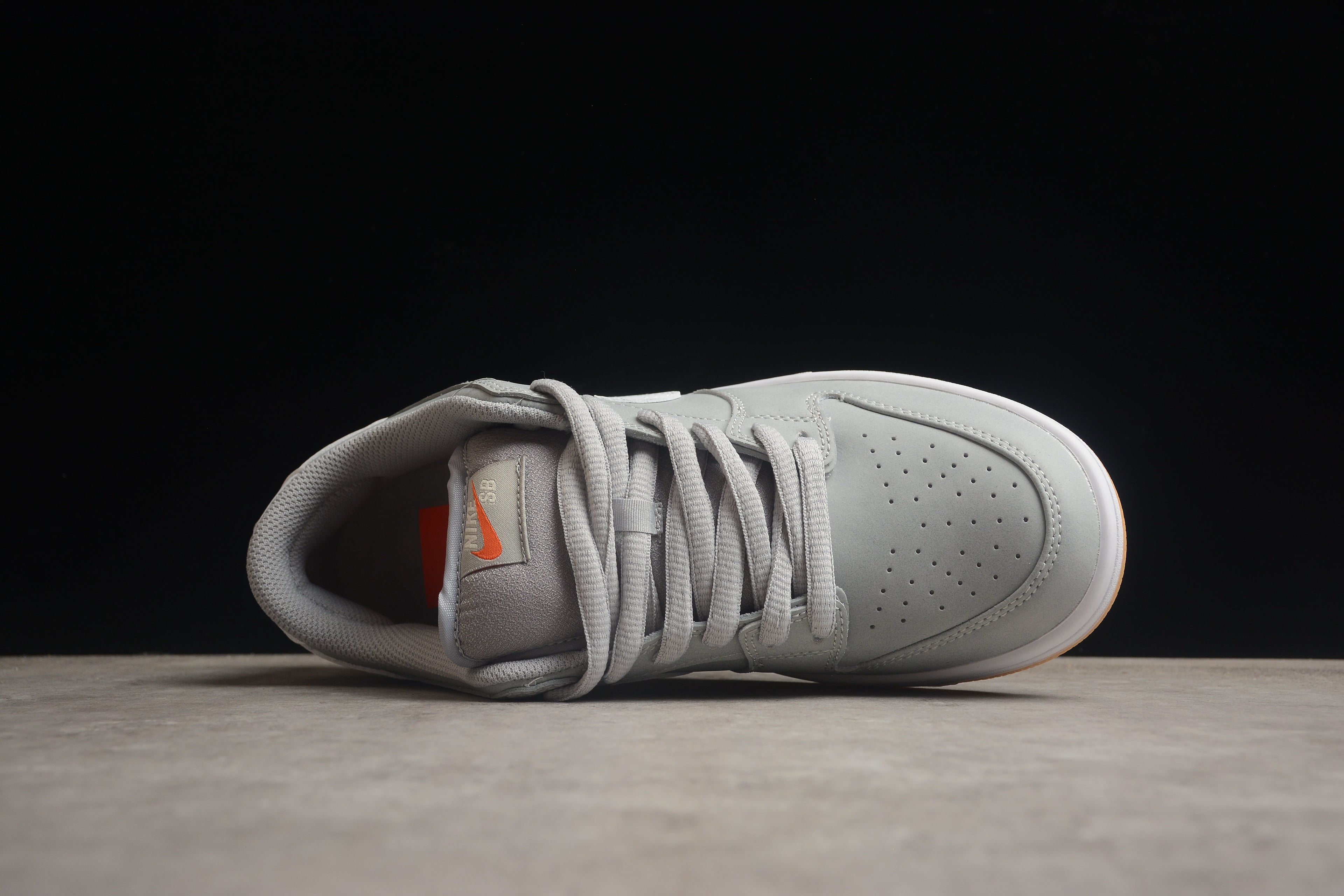 Dunk SB – Gris / Blanco