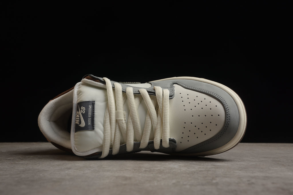 Dunk SB – Gris / Marrón / Rosa