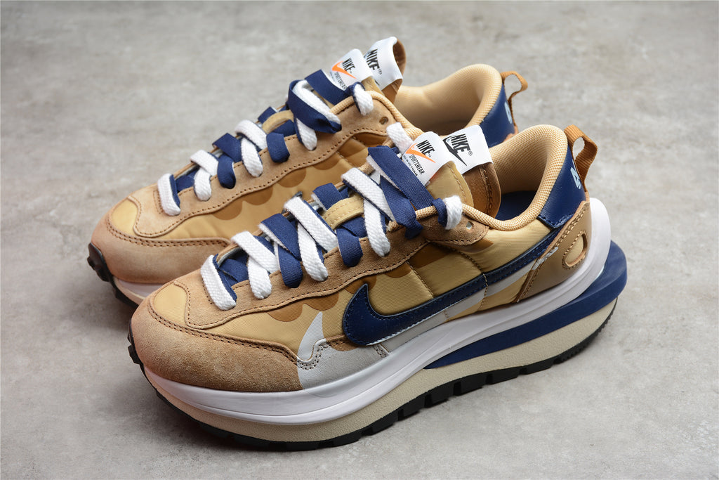 Sacai x VaporWaffle – Marrón / Azul