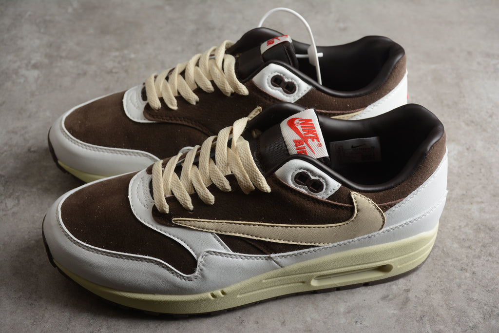 Air Max 1 – Marrón / Blanco