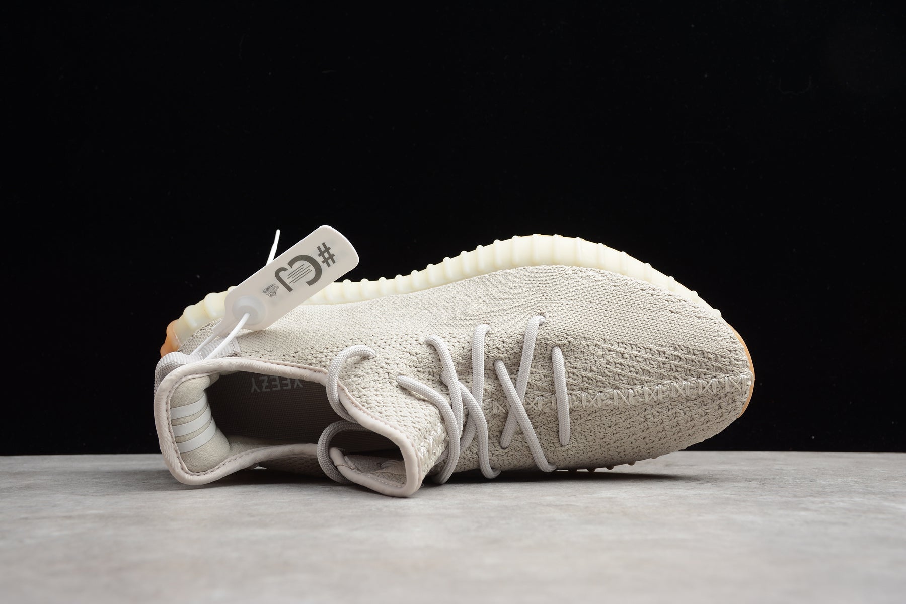 Adidas Yeezy 350 – Gris