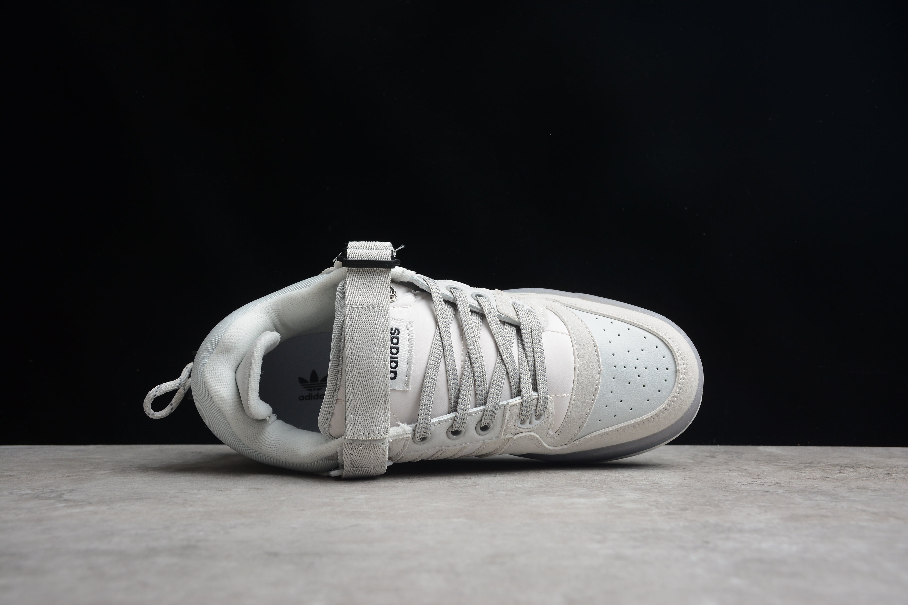 Adidas Forum Bad Bunny – Gris
