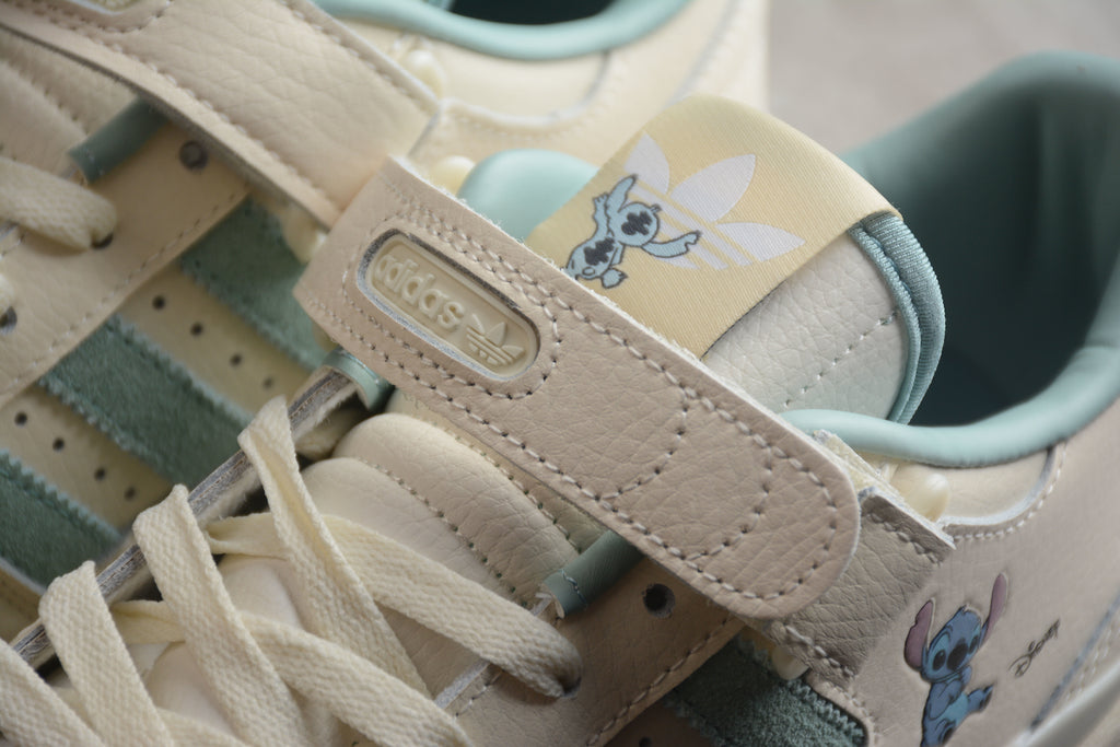 Adidas Forum – Beige / Azul