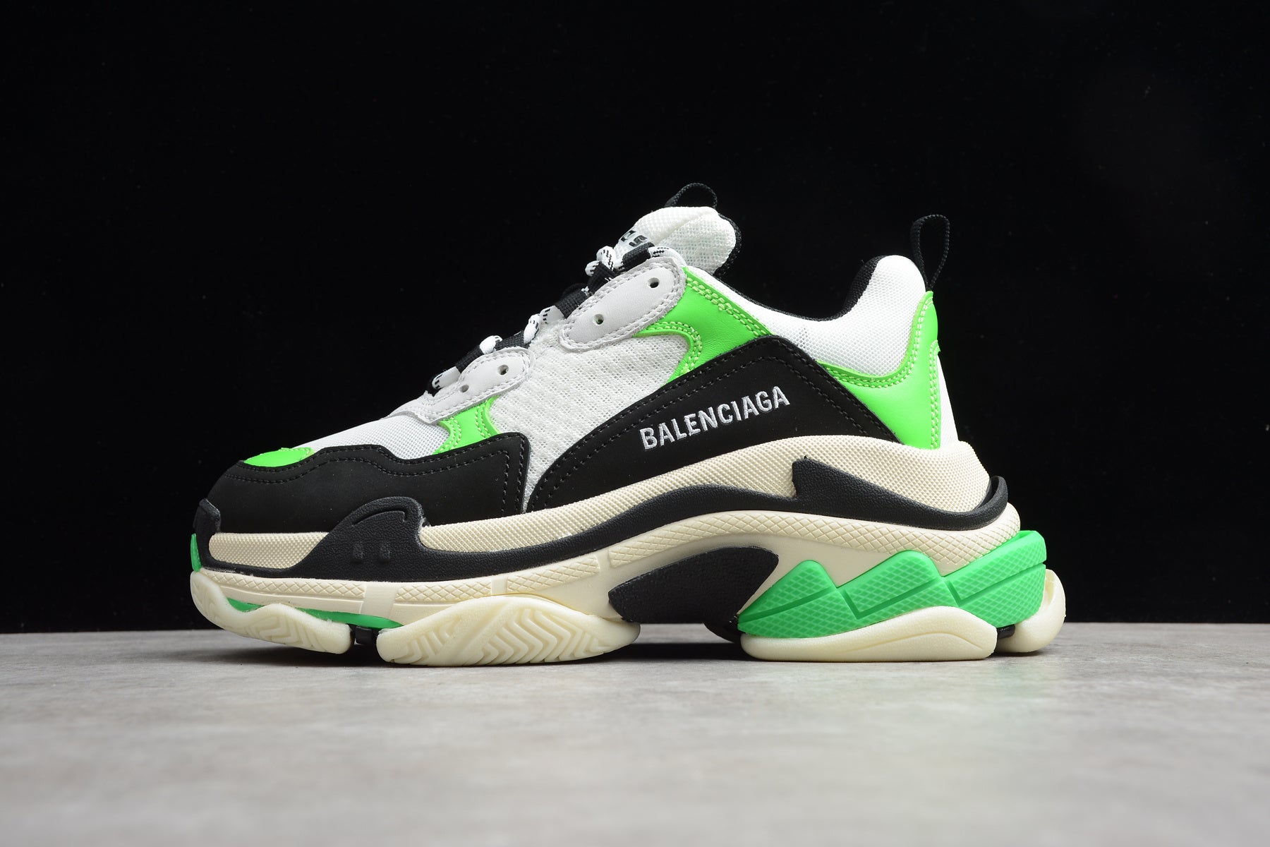 Balenciaga Triple S – Blanco / Verde