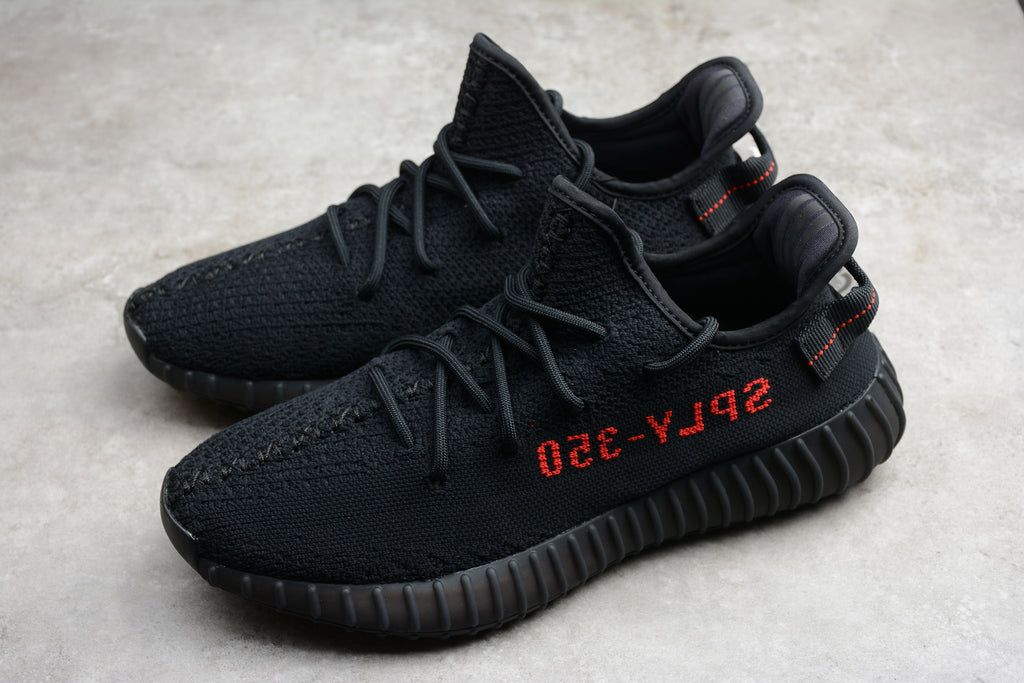 Adidas Yeezy 350 – Negro / Rojo