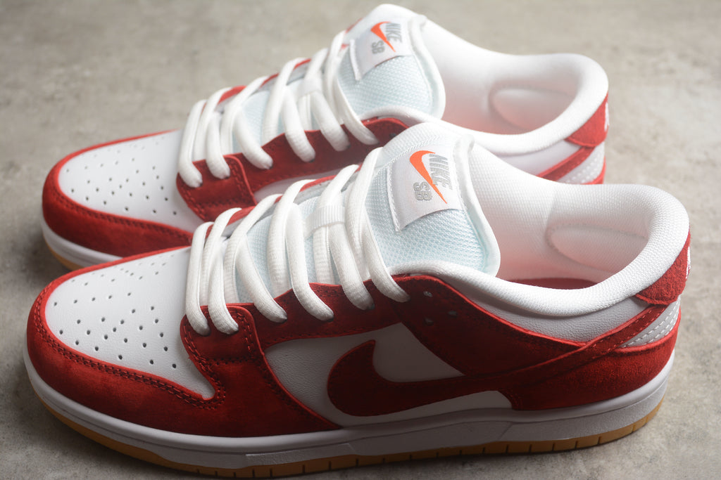 Dunk SB – Rojo / Blanco / Beigie