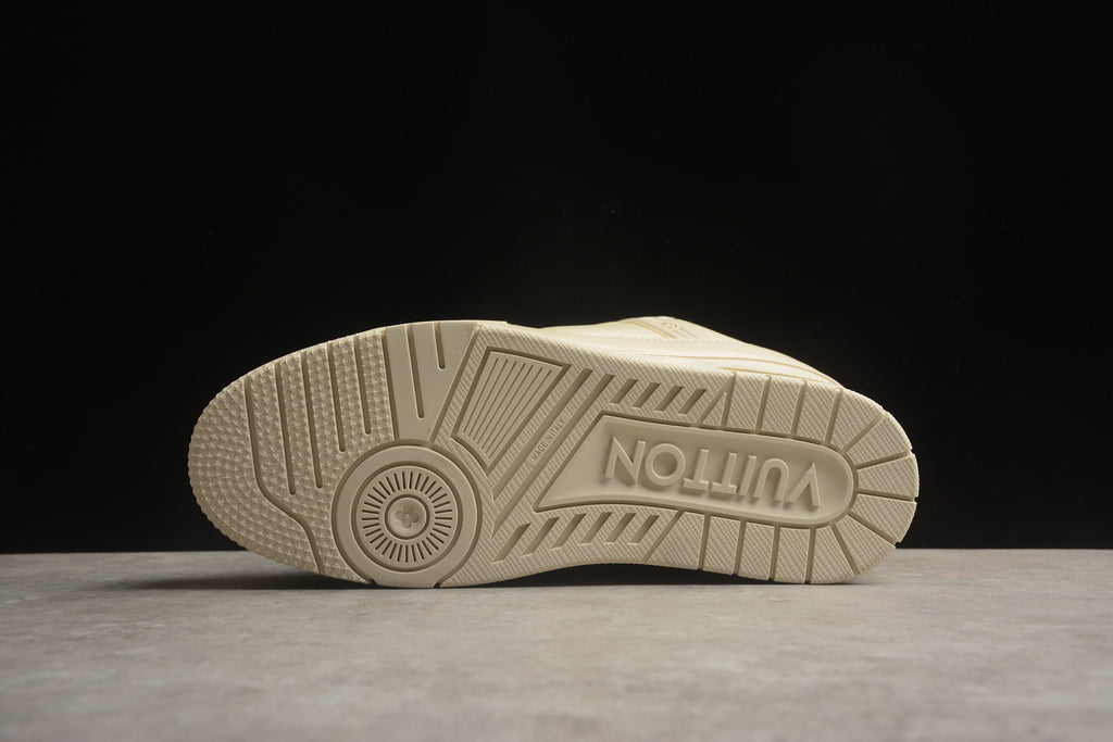 Louis Vuitton Trainer Low – Beige