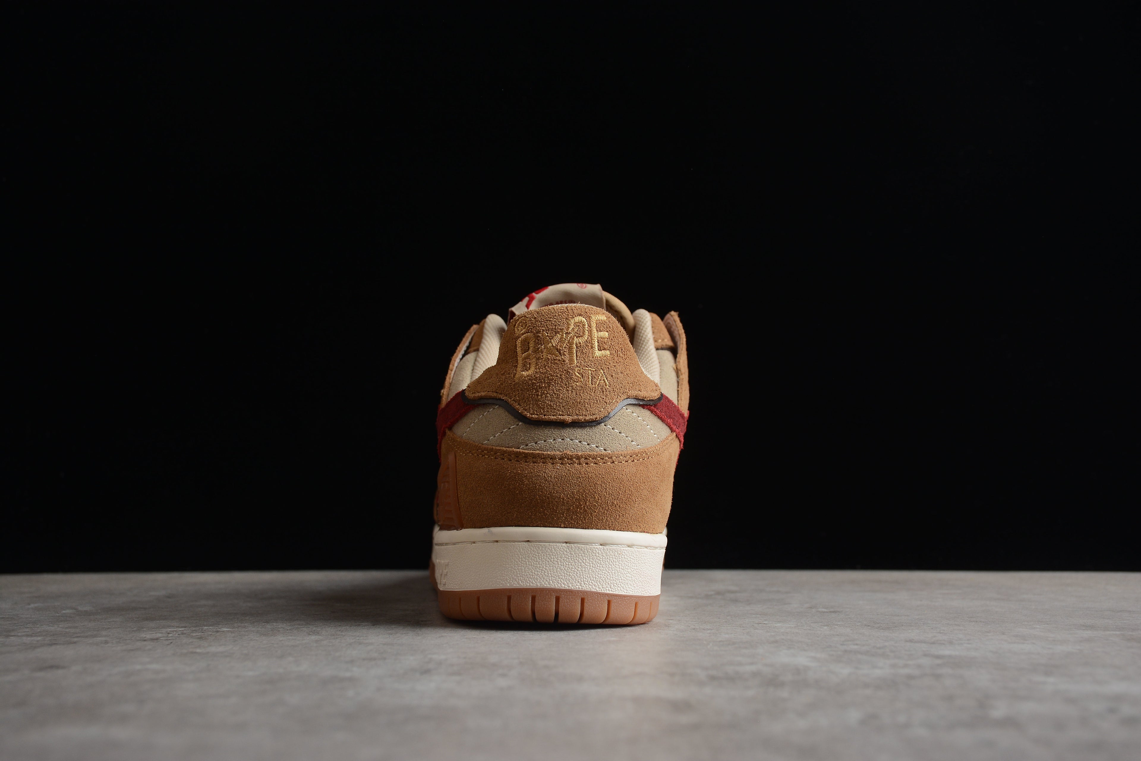 BAPE STA – Marrón / Rojo