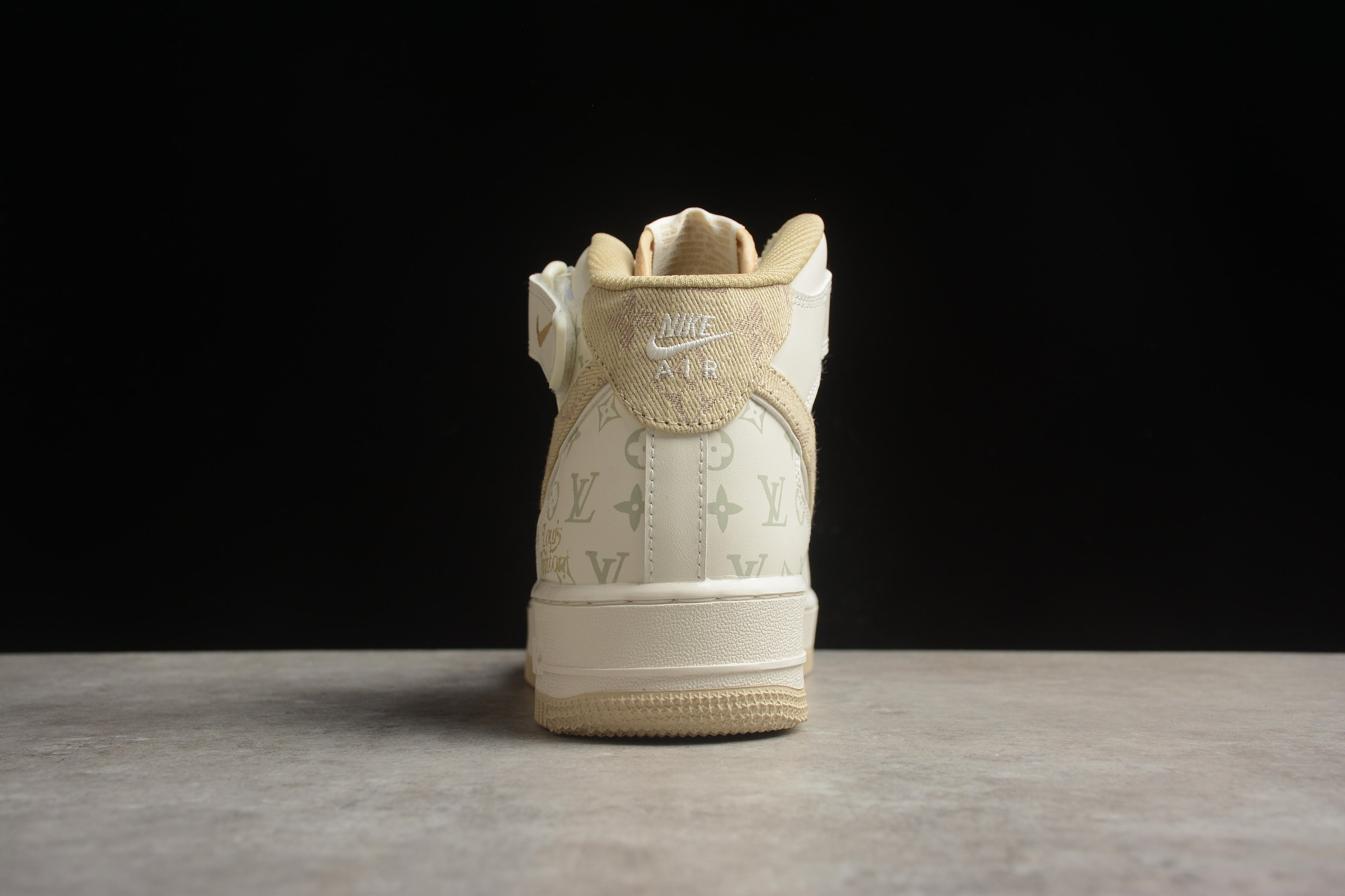 Air Force 1 High LV – Beige
