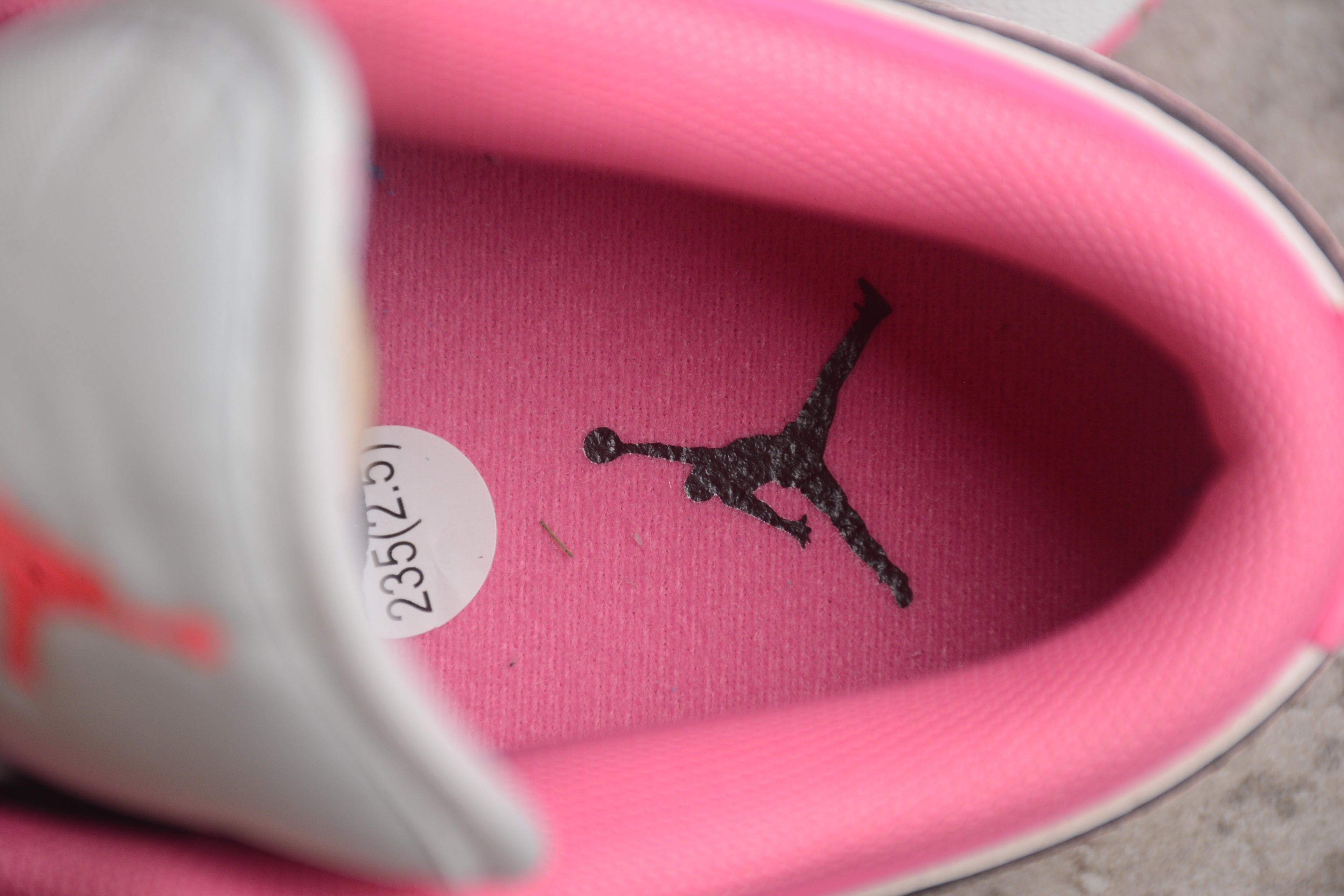 Jordan 1 Low – Rosa Claro y Oscuro / Blanco