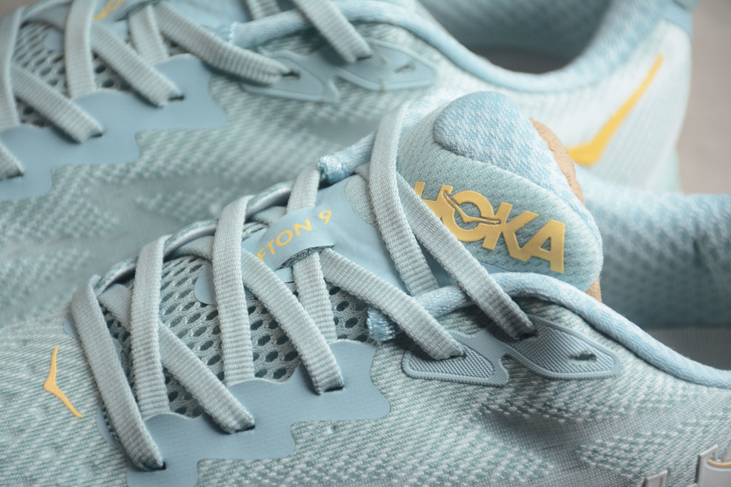 Hoka Clifton 9 – Azul