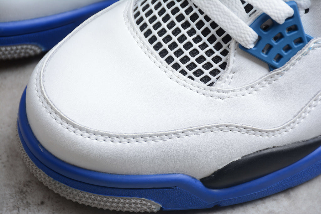 Air Jordan 4 – Blanco / Azul