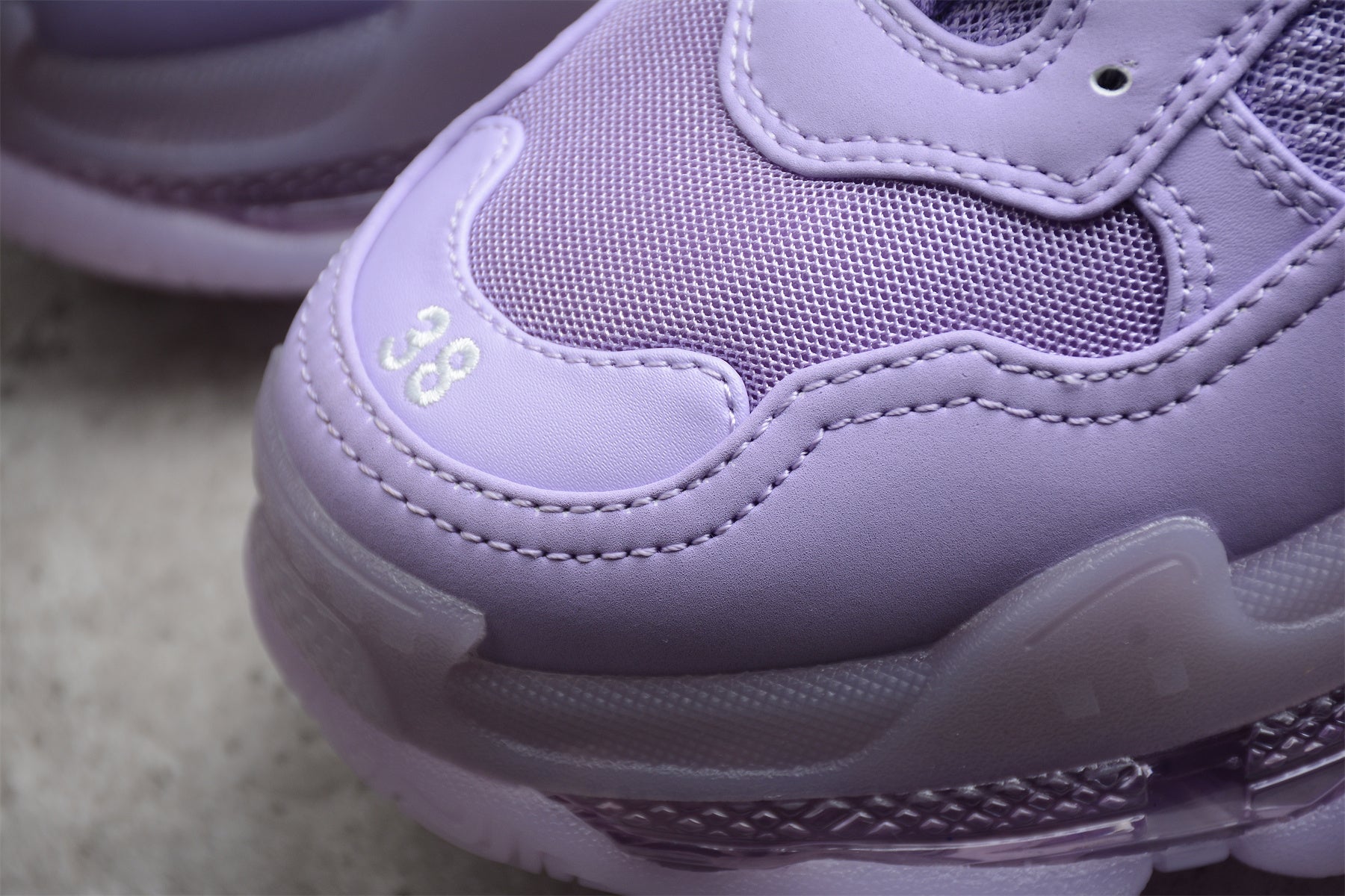 Balenciaga Triple S – Lila