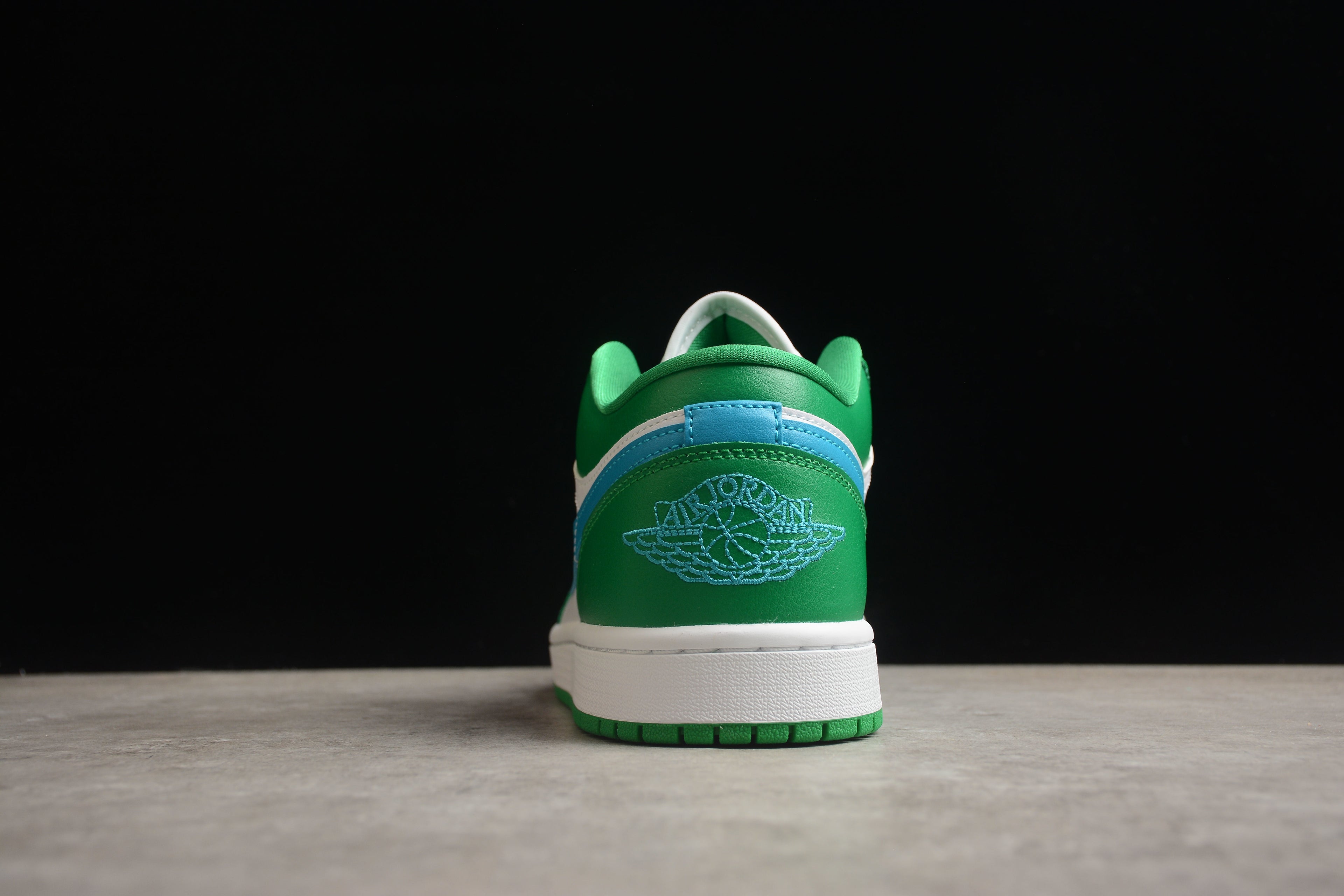 Jordan 1 Low – Verde / Blanco / Azul