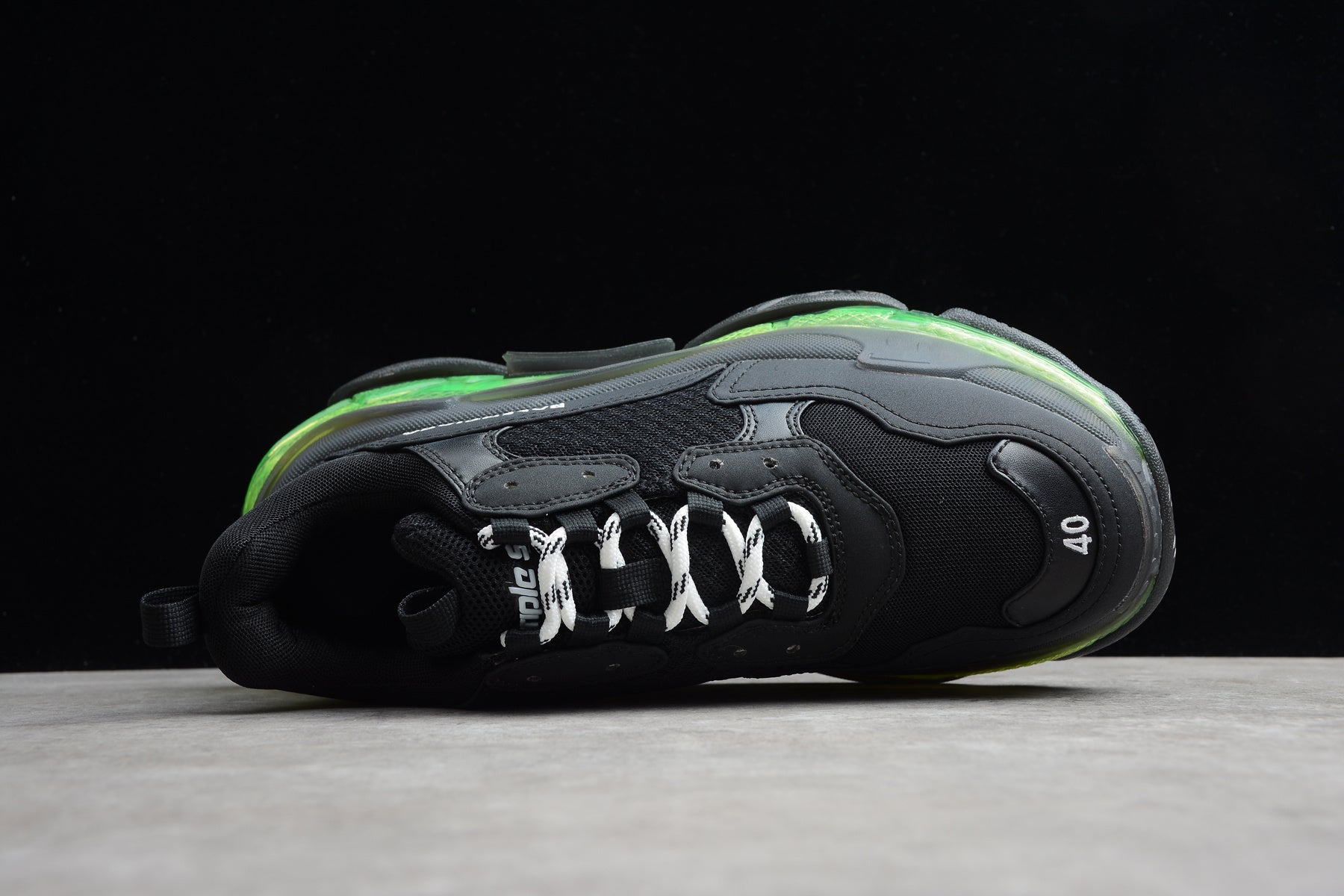 Balenciaga Triple S – Negro / Verde