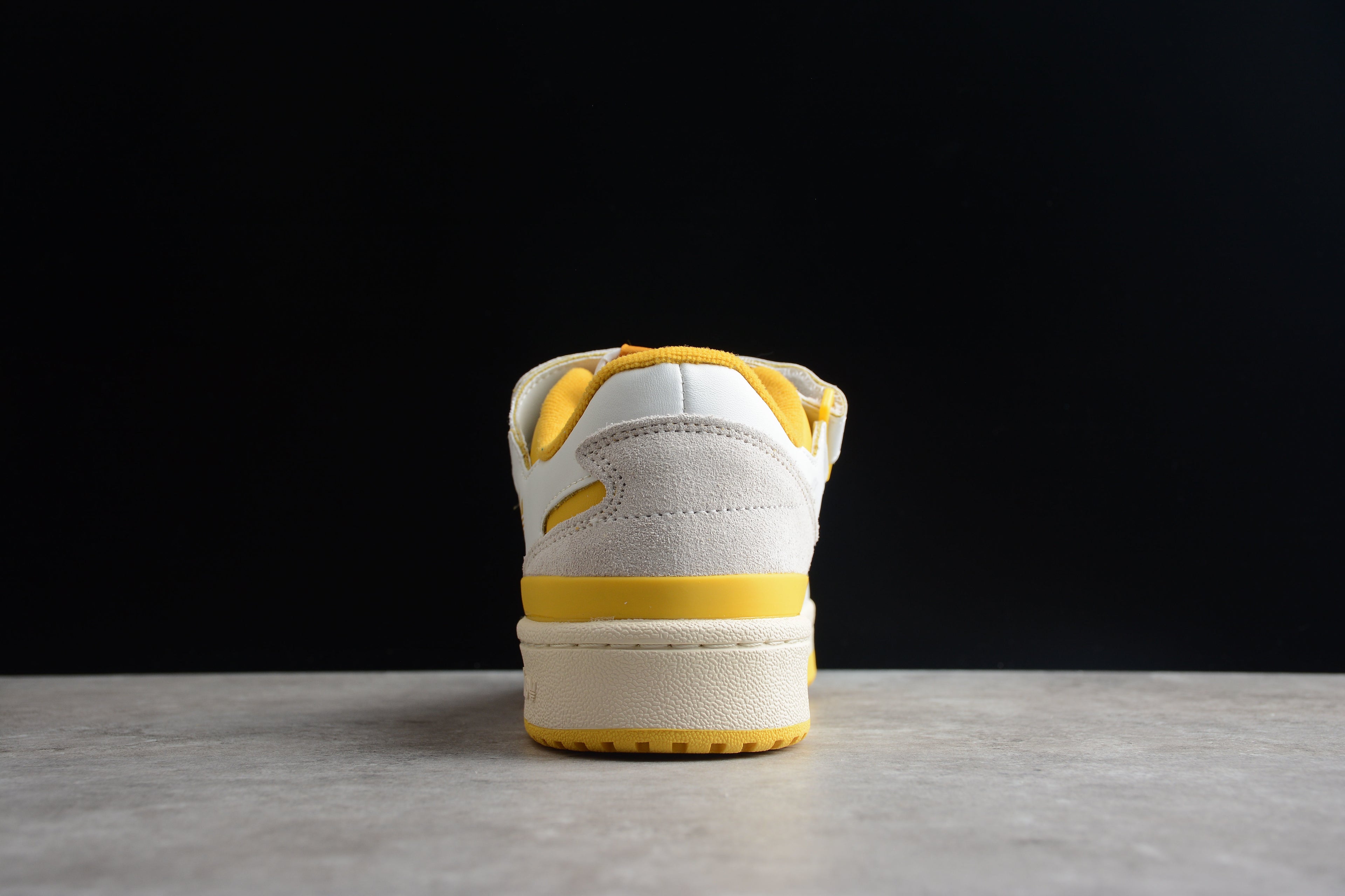 Adidas Forum – Amarillo / Blanco