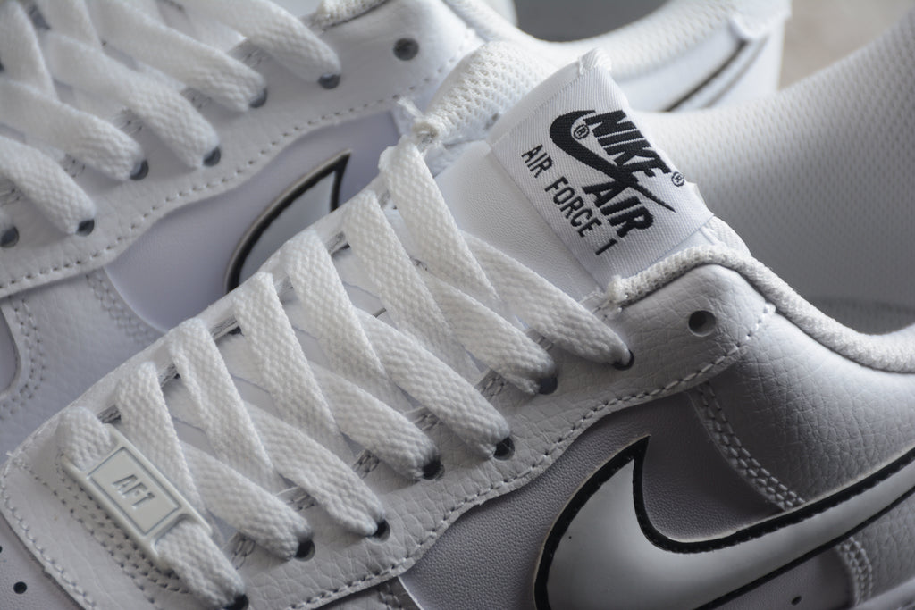 Air Force 1 Low – Blanco / Negro