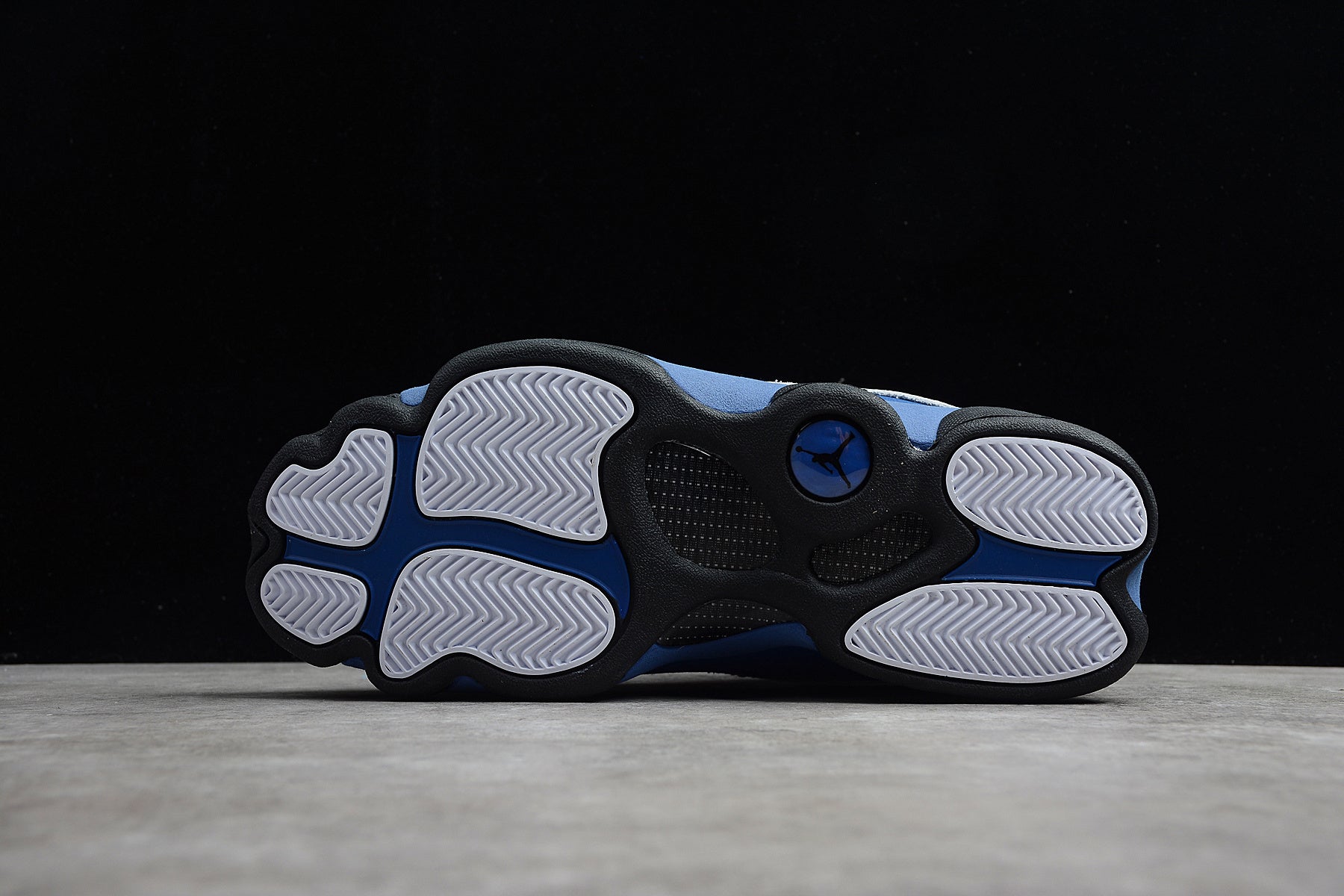 Air Jordan 13 – Blanco / Azul / Negro
