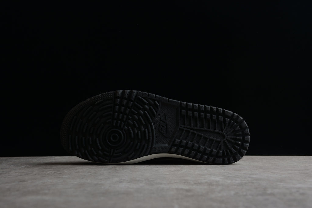 Jordan 1 Low – Negro / Gris