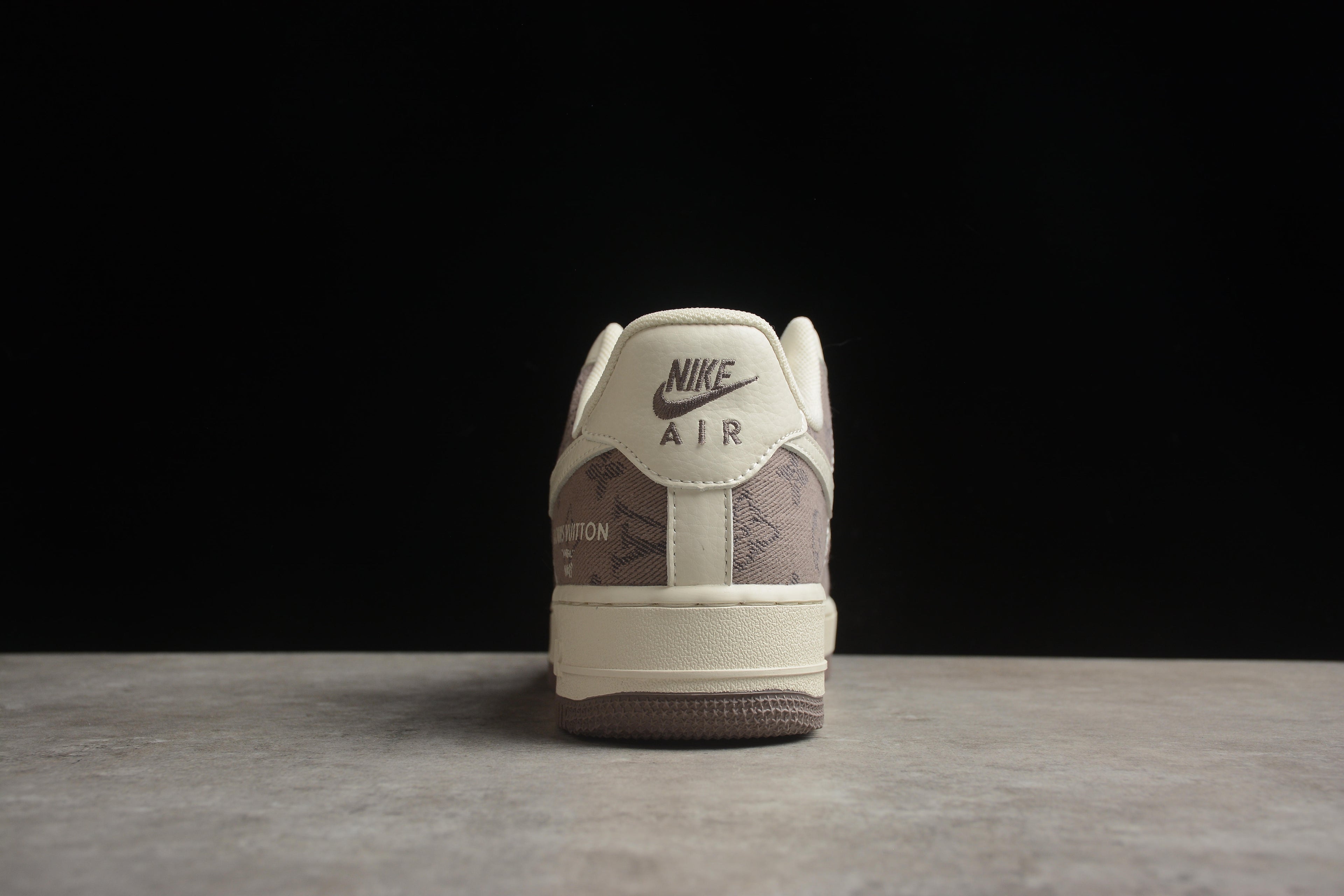 Air Force 1 Low LV – Blanco / Gris