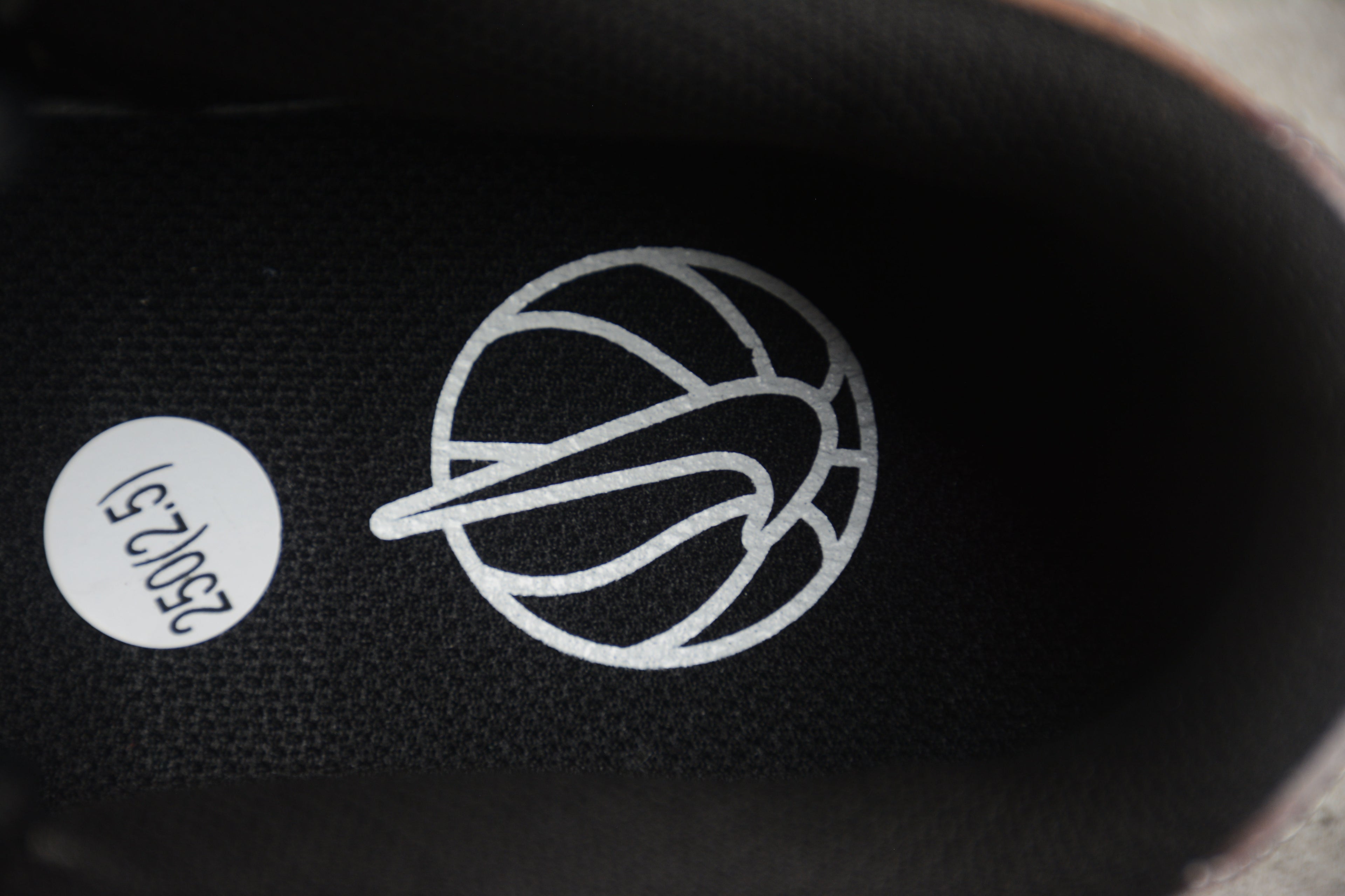 Dunk SB – Negro / Rosa