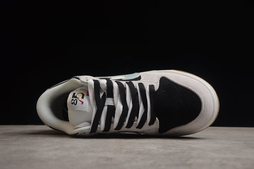 Dunk SB – Gris / Negro