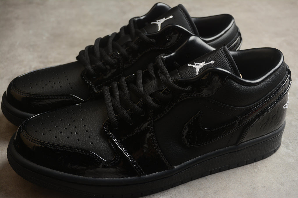 Jordan 1 Low – Negro Brillante