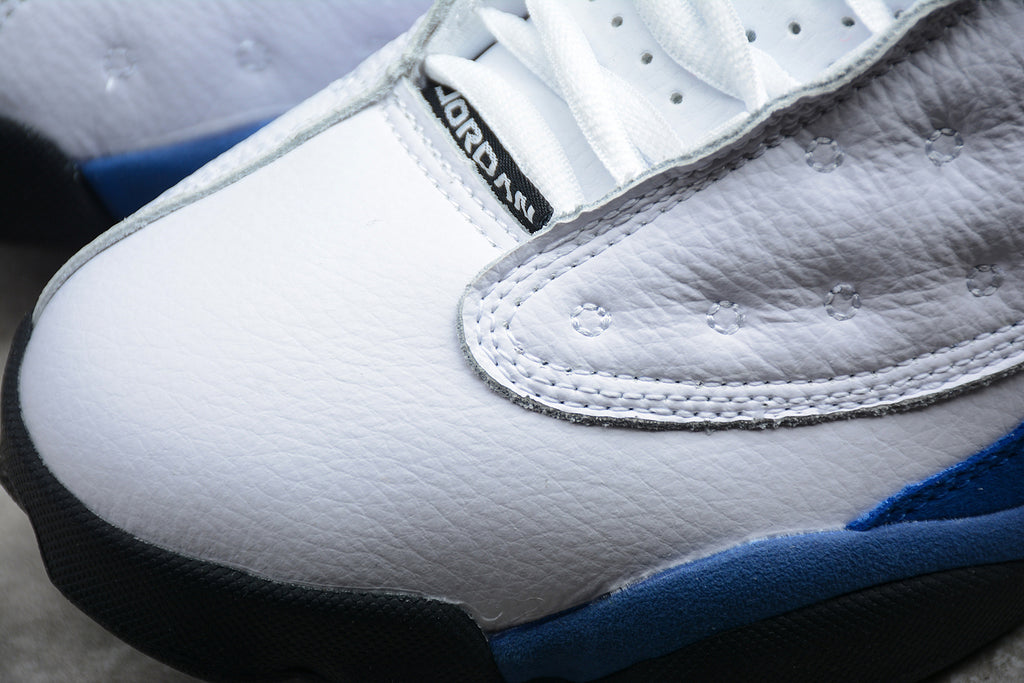 Air Jordan 13 – Blanco / Azul / Negro