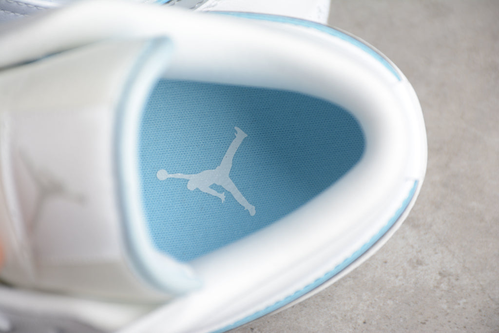 Jordan 1 Low – Blanco / Gris
