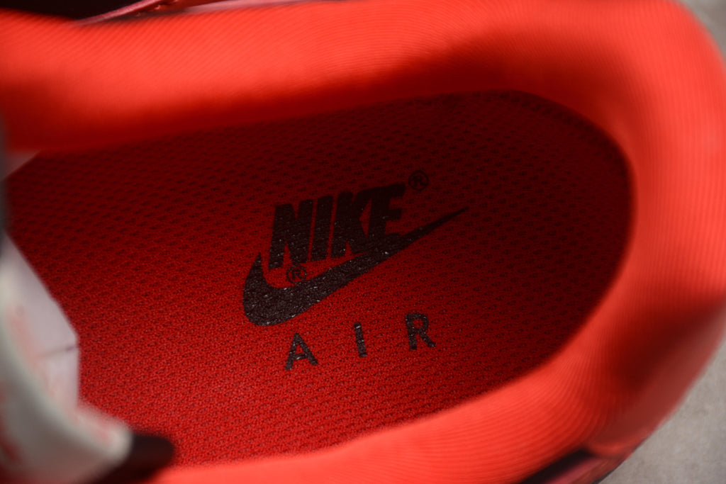 Air Force 1 Low – Negro / Rojo