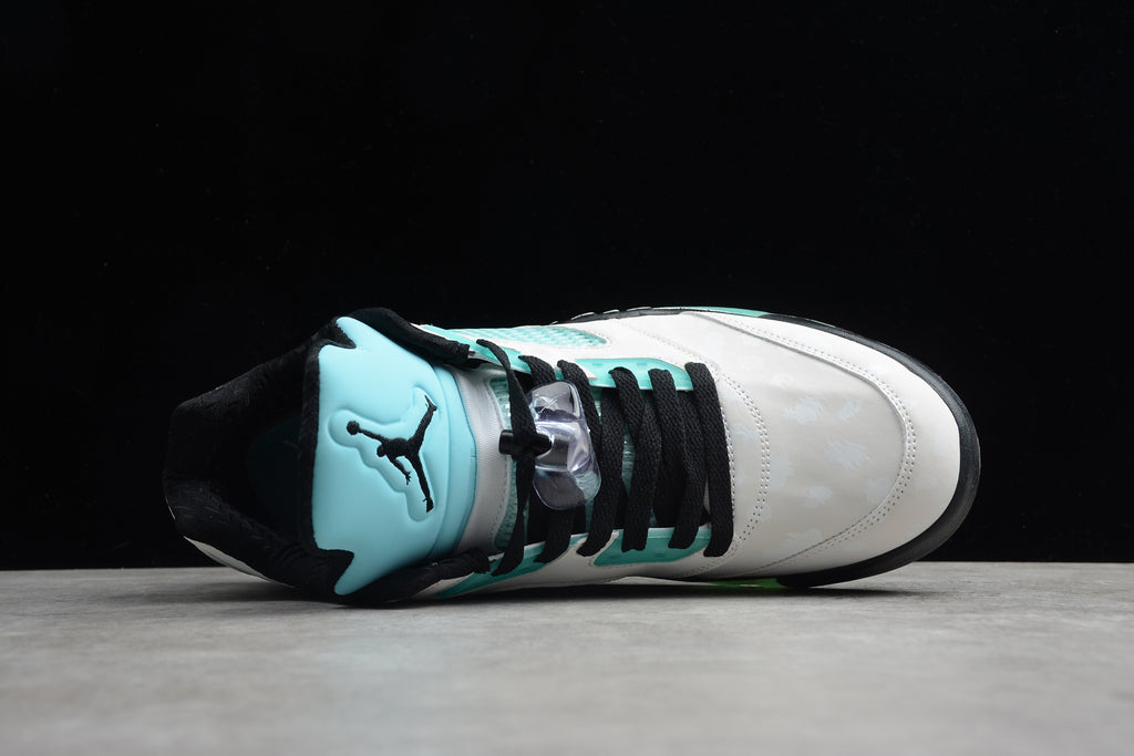 Air Jordan 5 – Gris / Turquesa