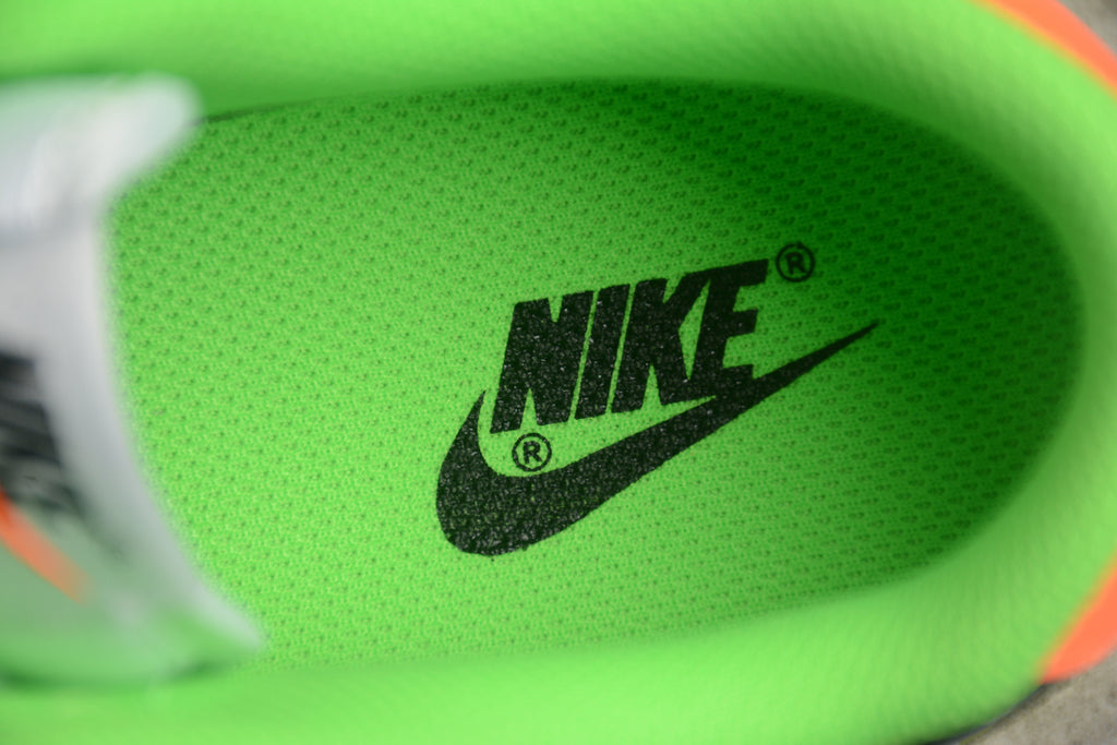 Dunk SB – Amarillo Fluorescente