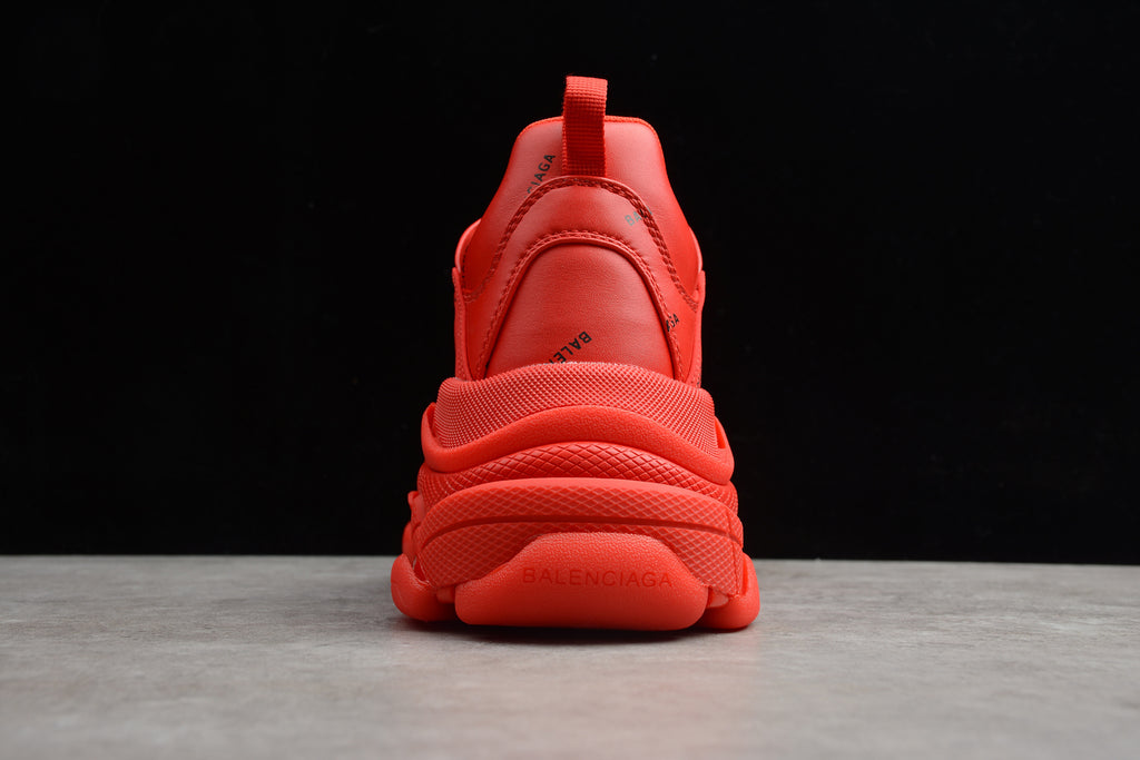 Balenciaga Triple S – Rojo