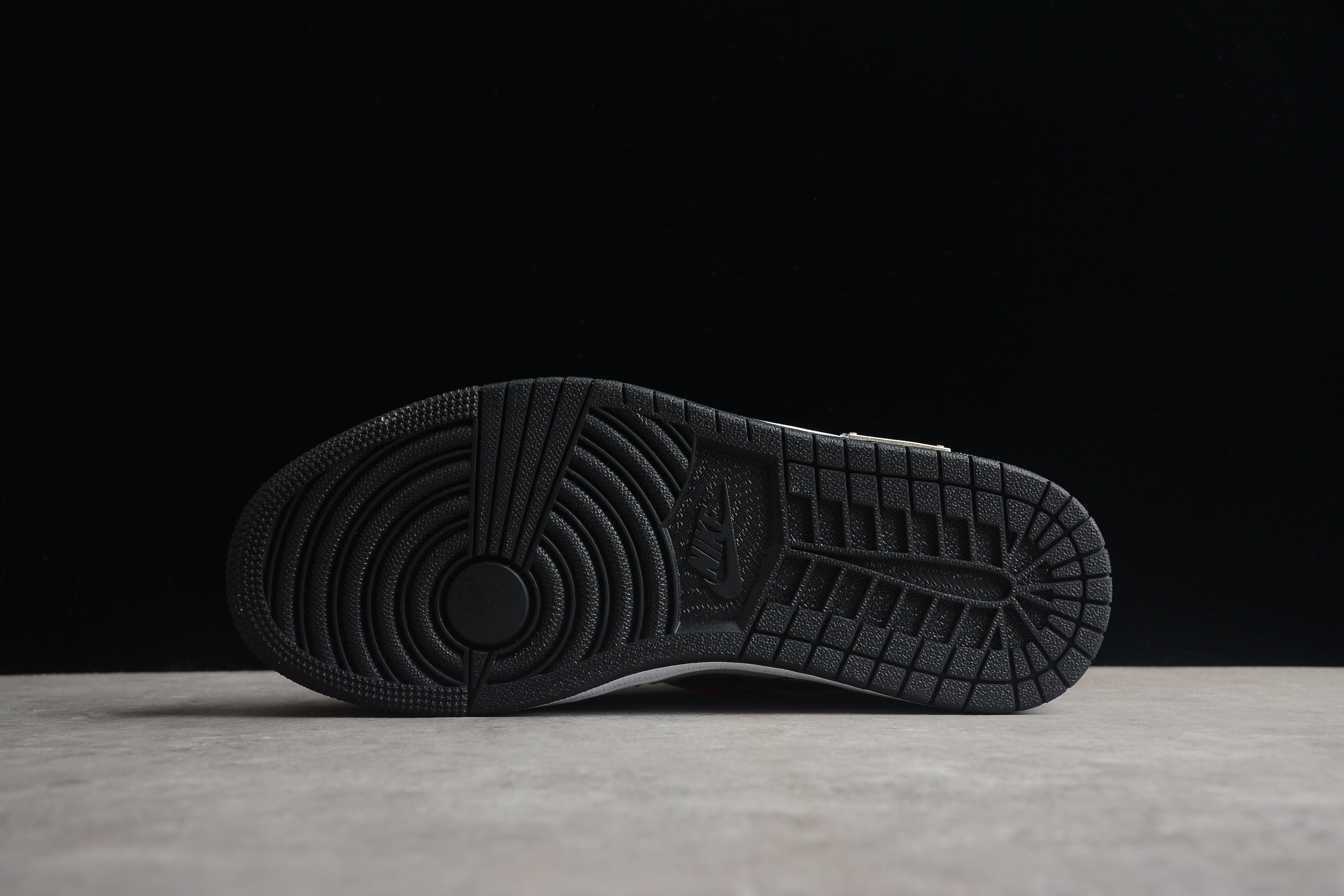 Jordan 1 Low – Verde Oscuro