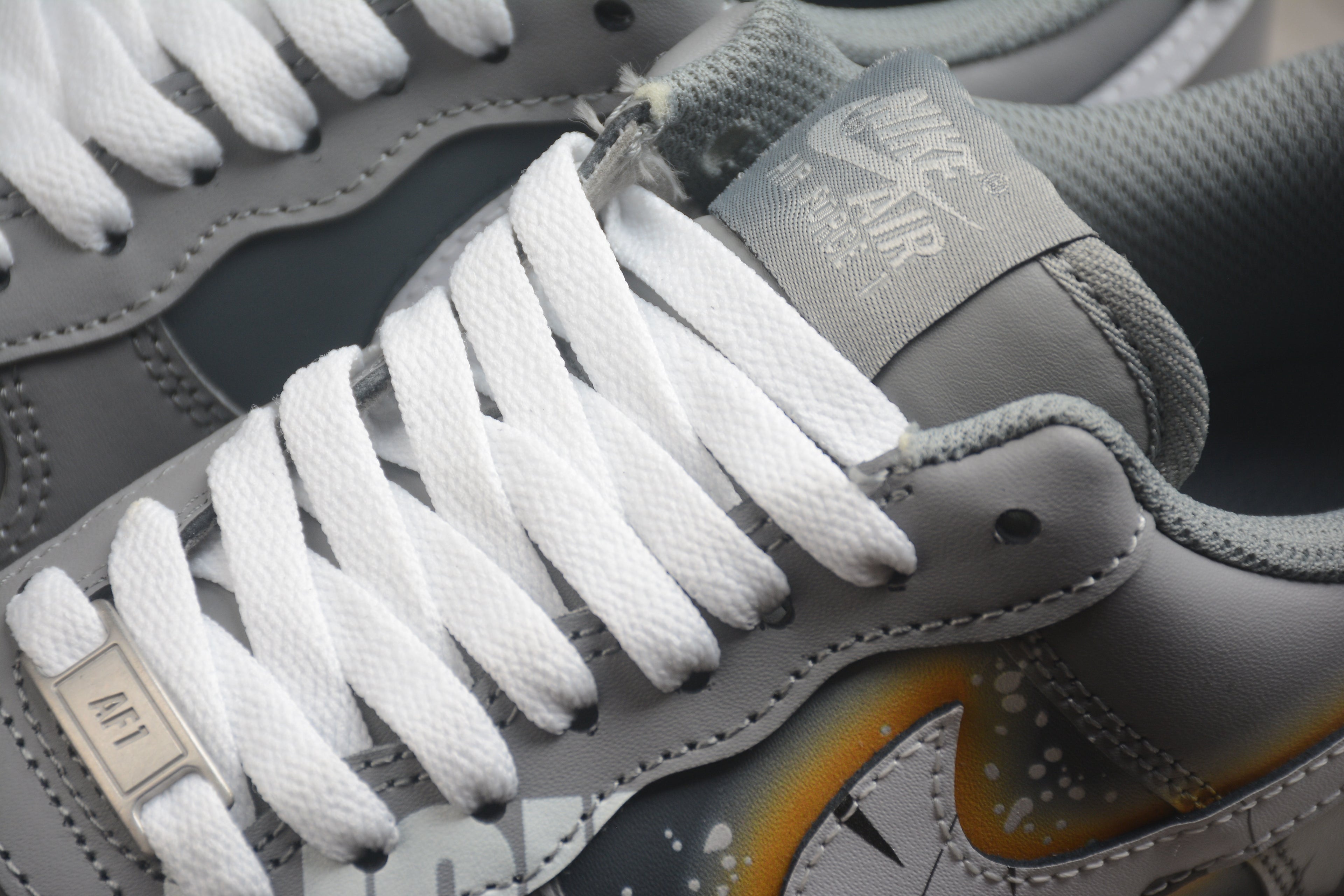 Air Force 1 Low – Gris / Naranja