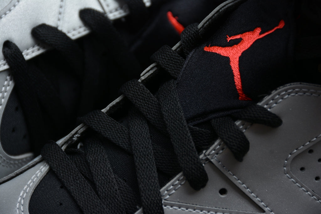 Air Jordan 6 – Gris
