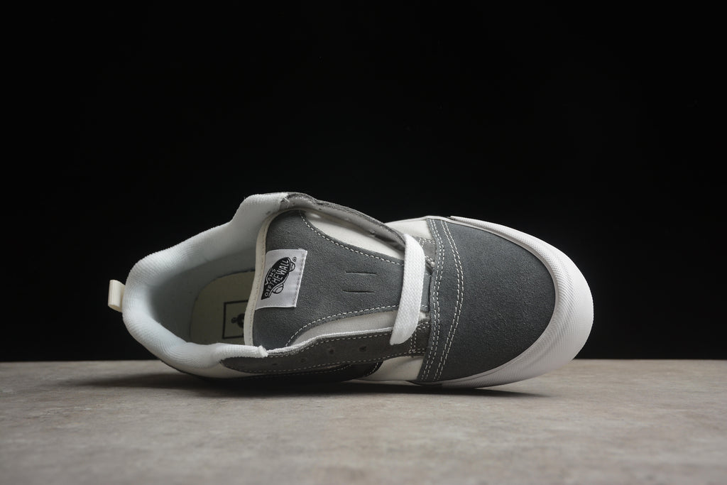 Vans Knu Skool – Gris / Negro