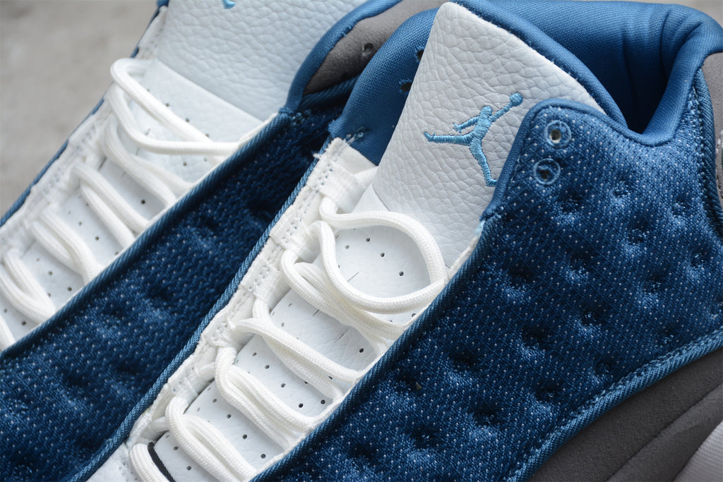Air Jordan 13 – Azul / Gris / Blanco