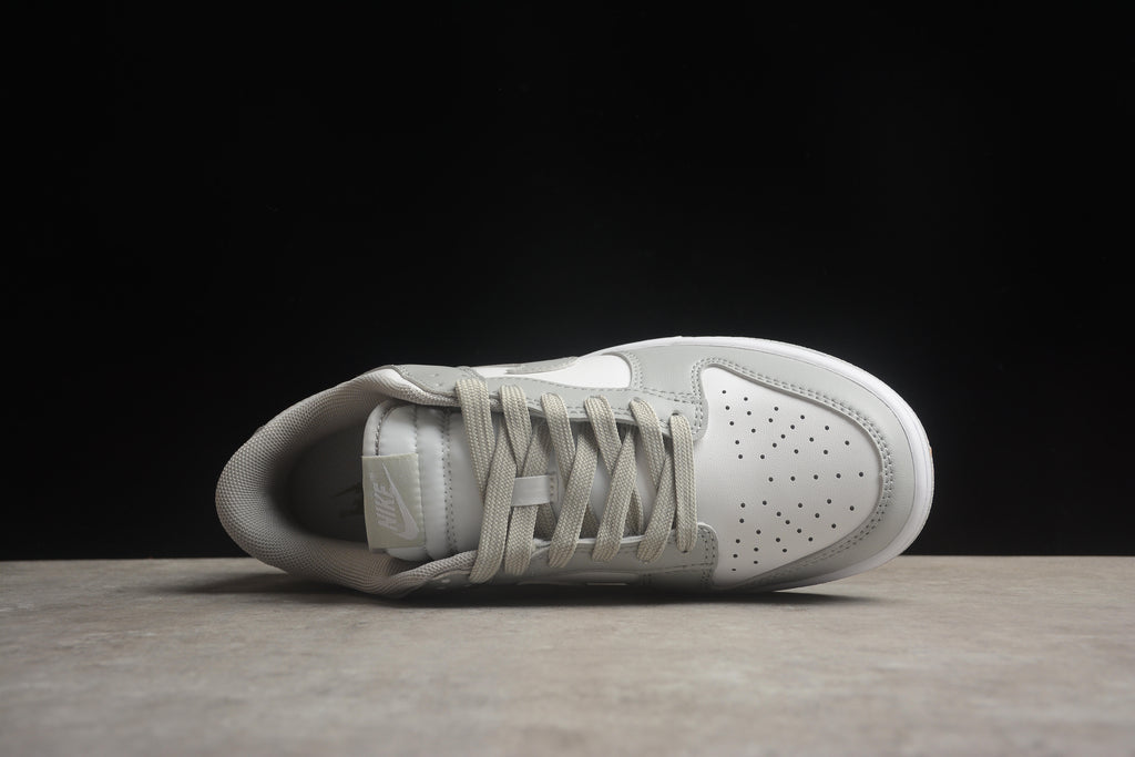Dunk SB – Gris / Blanco