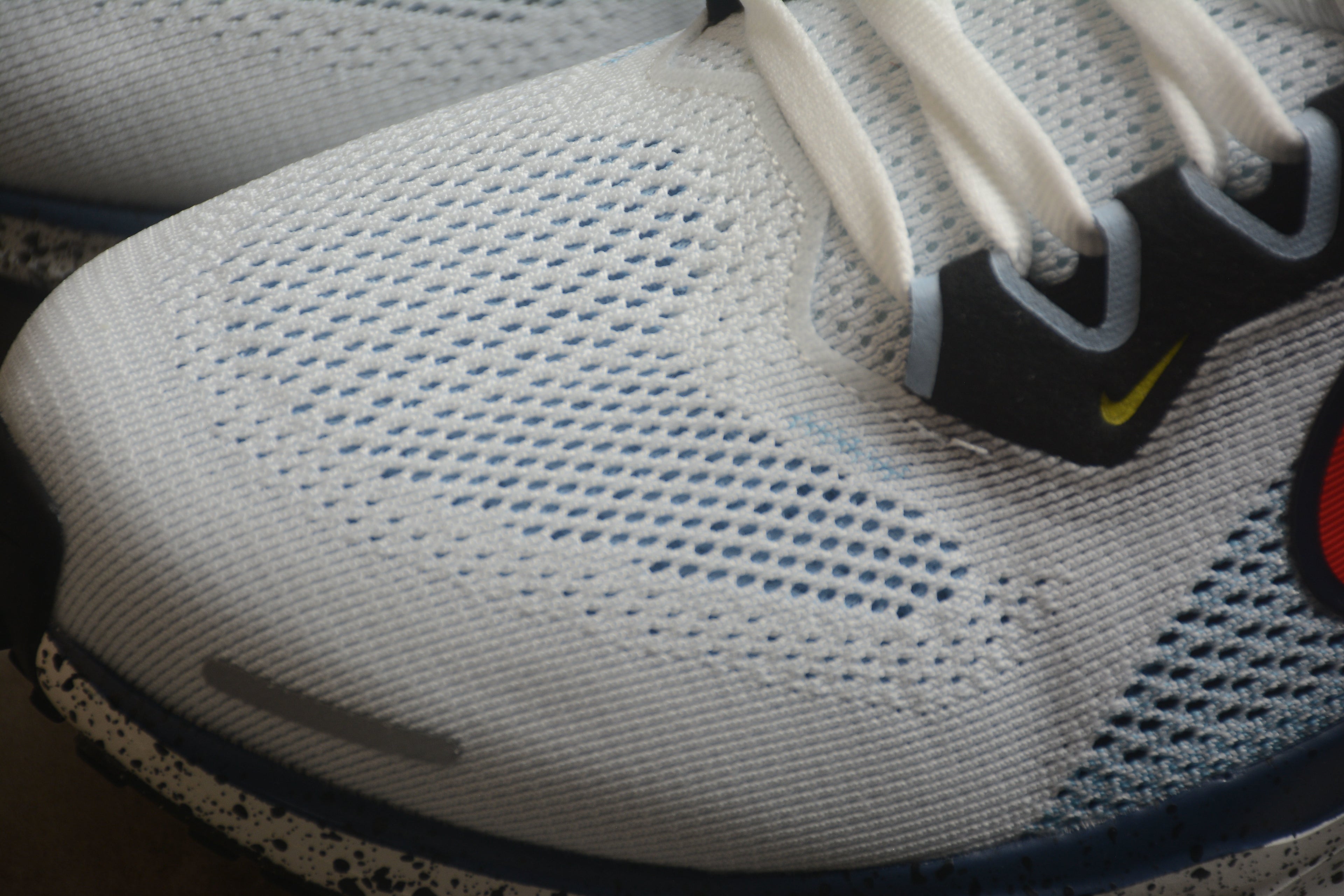 Pegasus 41 – Blanco
