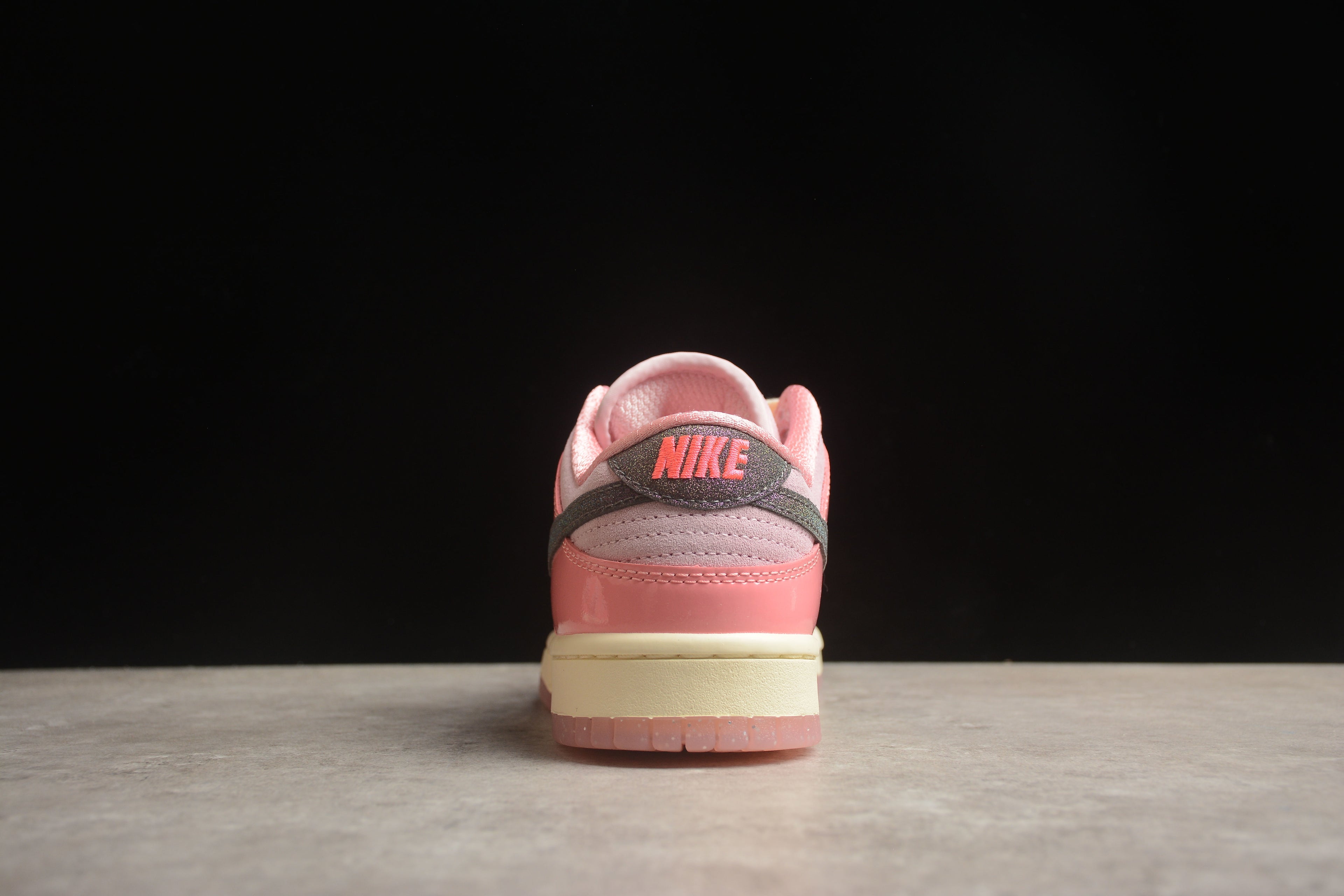 Dunk SB – Rosa / Lila / Gris