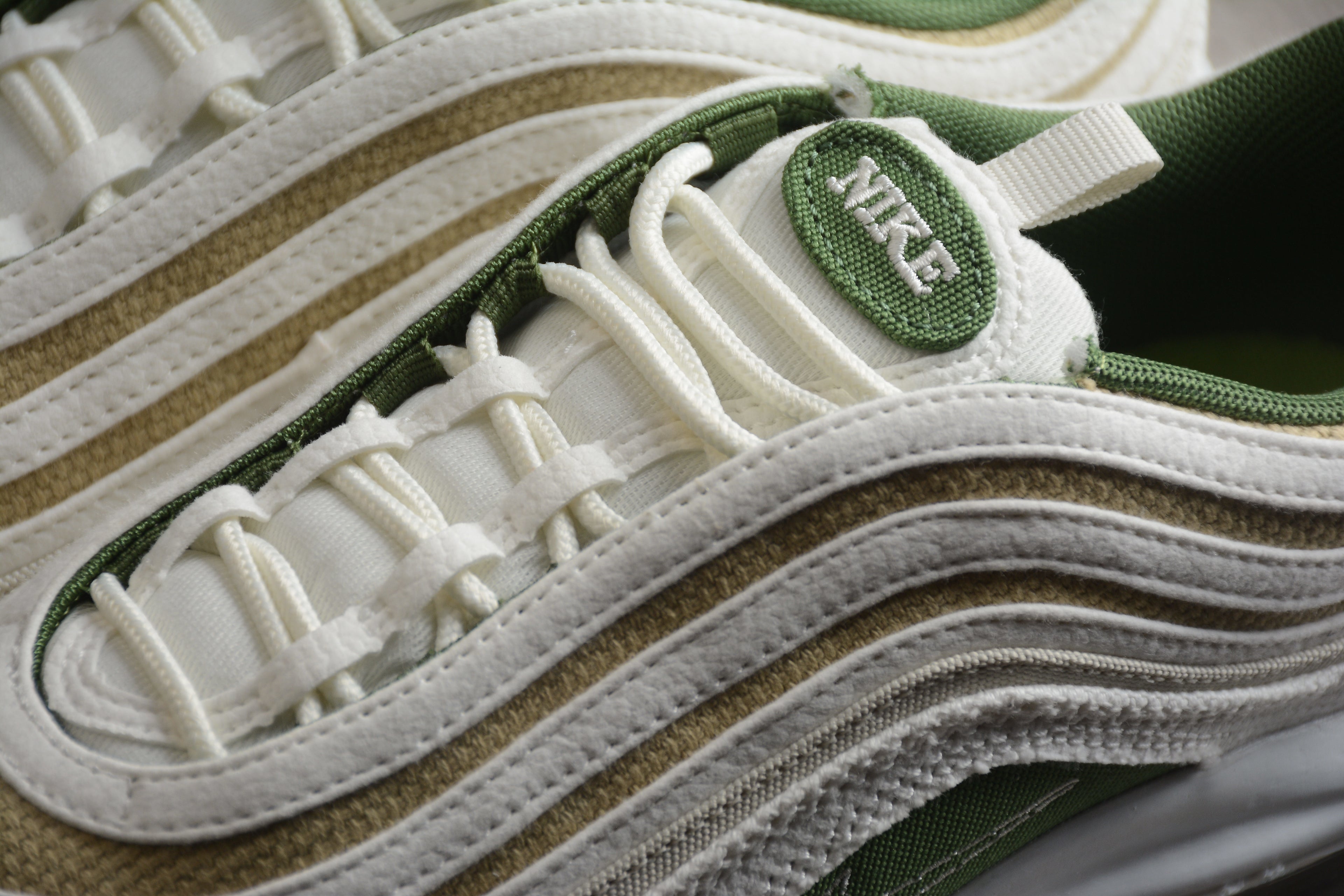 Air Max 97 – Beigie / Verde / Marrón