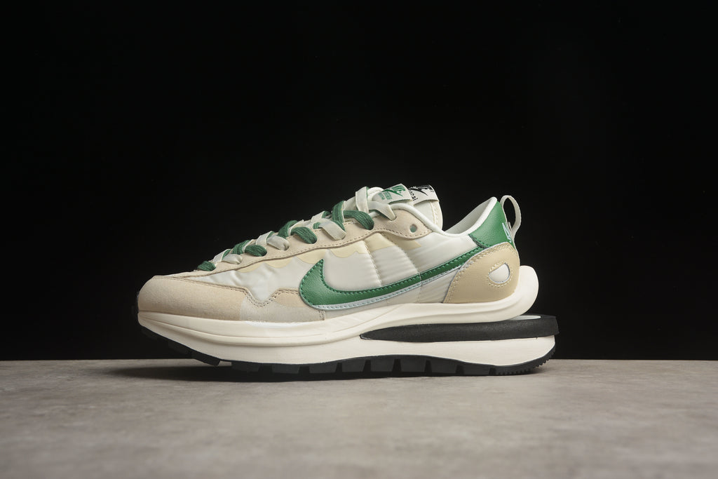 Sacai x VaporWaffle – Beigie / Verde